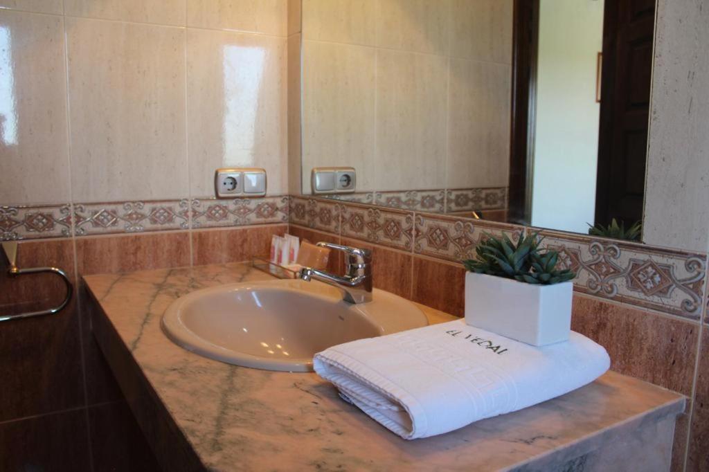 Hotel Rural El Vedal Muelas del Pan Zewnętrze zdjęcie